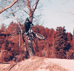 moto jump